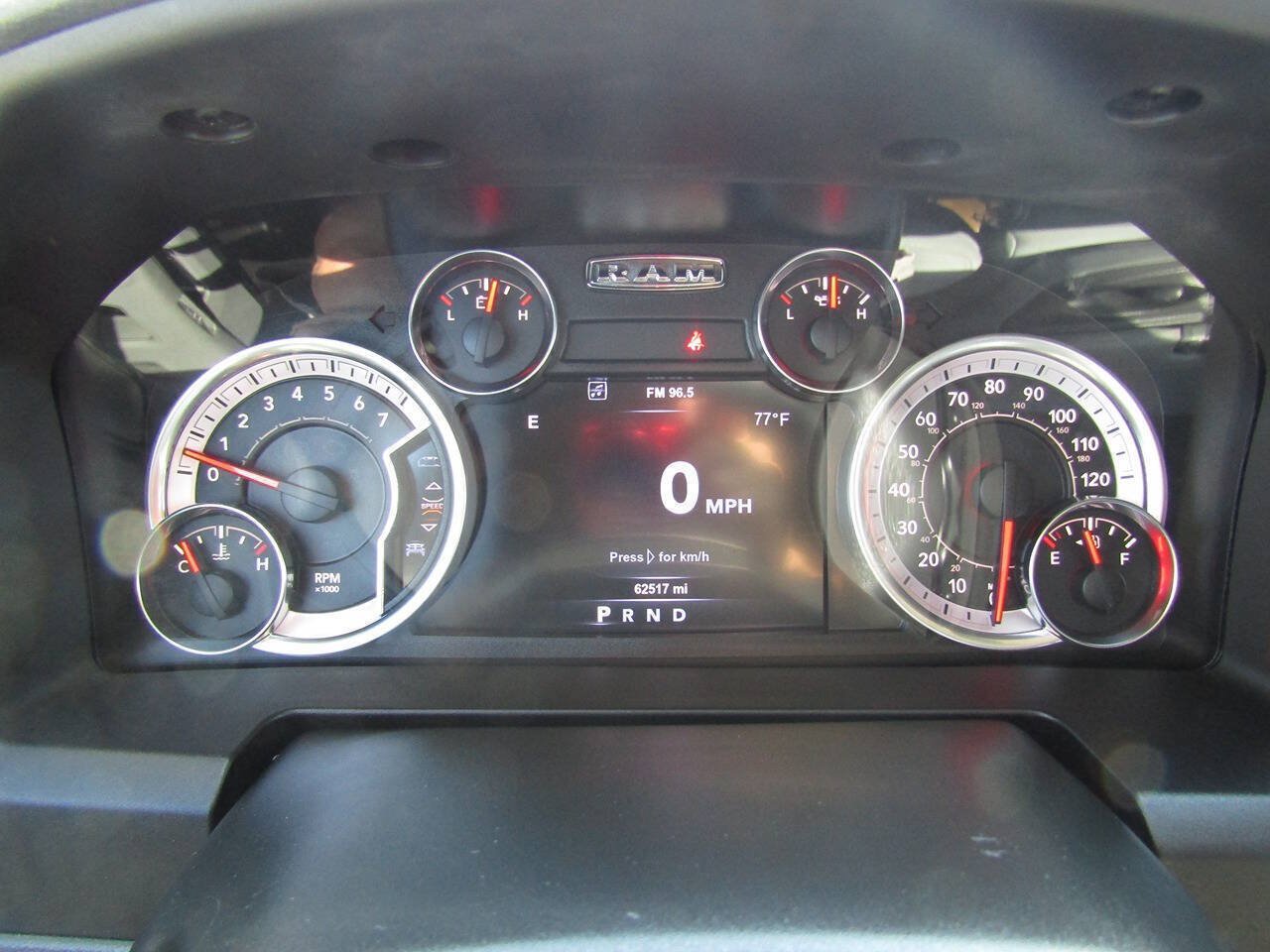 Used 2017 RAM 1500 Classic SLT w/ SLT Plus D←cor Group AWD/4WD image 12
