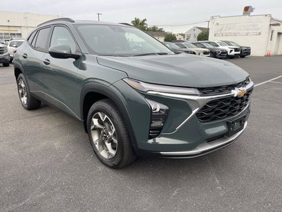 New 2025 Chevrolet Trax LT w/ Driver Confidence Package