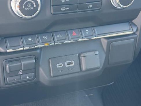 Used 2025 GMC Sierra 1500 Pro w/ Graphite Edition image 87