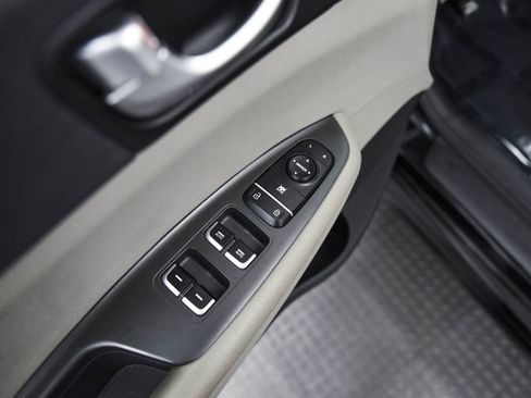 Used 2018 Kia Optima LX w/ Convenience Package image 10