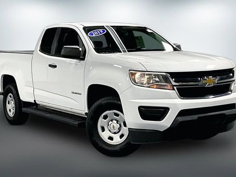 Used 2019 Chevrolet Colorado W/T w/ WT Convenience Package RWD image 1