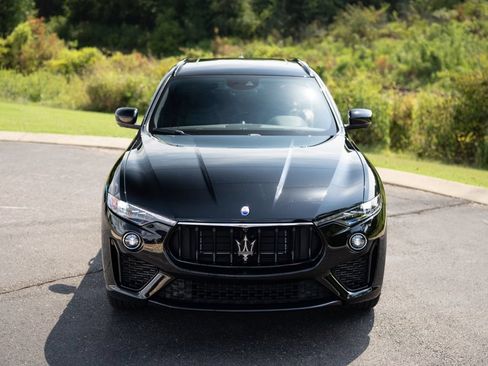 Used 2021 Maserati Levante GranSport AWD/4WD image 11