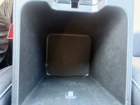 Used 2023 Jeep Grand Cherokee Limited image 28