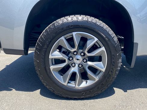 New 2026 Chevrolet Silverado 1500 RST AWD/4WD image 2