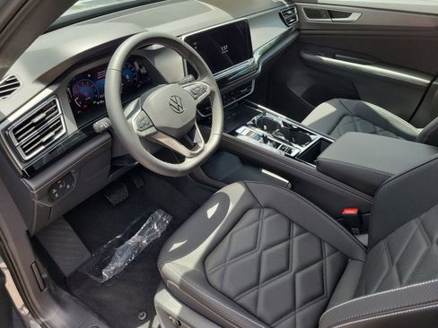 New 2026 Volkswagen Atlas Cross Sport SE FWD image 7