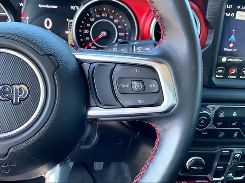 Used 2021 Jeep Wrangler Unlimited Rubicon AWD/4WD image 21