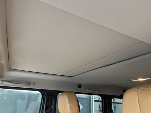 Used 2017 Mercedes-Benz G 550 image 14