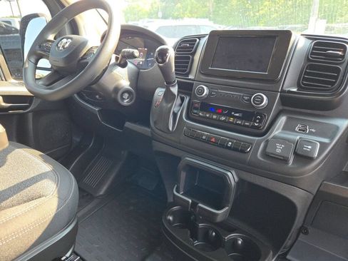 Used 2026 RAM ProMaster 1500 w/ Convenience Group FWD image 8