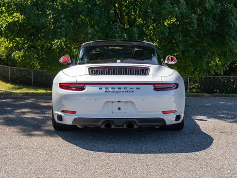 Certified 2018 Porsche 911 Targa 4 GTS image 6