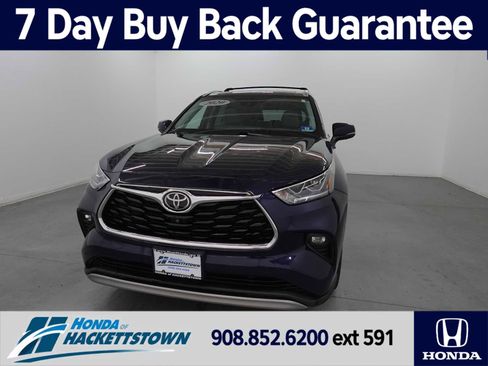 Used 2020 Toyota Highlander Platinum image 1