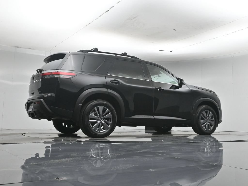 Used 2025 Nissan Pathfinder SV w/ SV Premium Package AWD/4WD image 52
