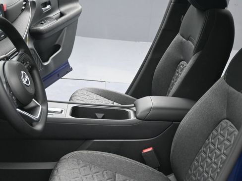 New 2026 Nissan Kicks SV w/ Cold Weather Package AWD/4WD image 16