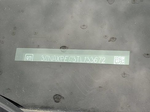 Used 2026 Chevrolet Equinox LT AWD/4WD image 28