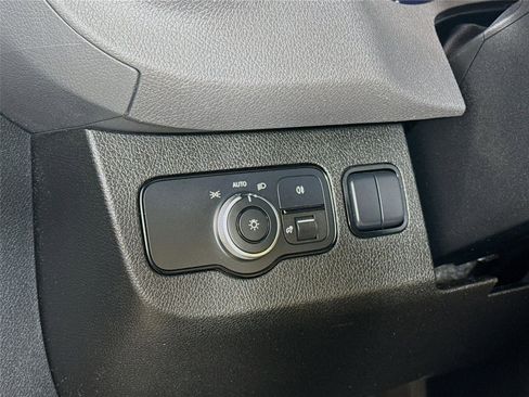 Used 2019 Mercedes-Benz Sprinter 1500 w/ Premium Plus Package image 6