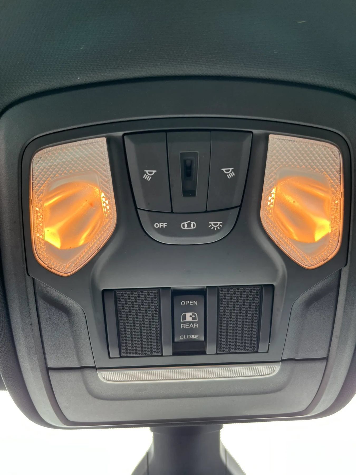 Used 2021 RAM 1500 Big Horn AWD/4WD image 39