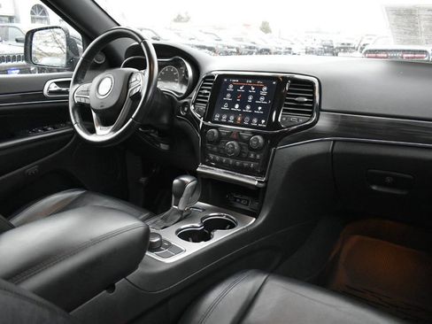 Used 2022 Jeep Grand Cherokee Limited w/ Technology Group image 27