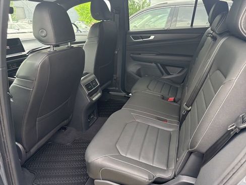 New 2026 Volkswagen Atlas Cross Sport SEL R-Line AWD/4WD image 7