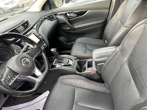 Used 2017 Nissan Rogue Sport SL image 27