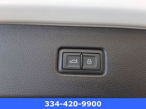 New 2025 Audi Q7 2.0T Premium w/ Convenience Package image 34