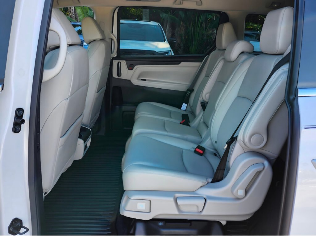 New 2027 Honda Odyssey EX-L image 6