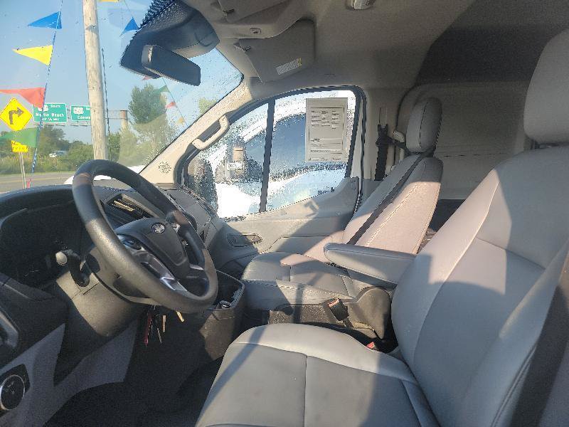 Used 2019 Ford Transit 150 130 Low Roof RWD image 11