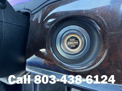 Used 2018 Mercedes-Benz S 560 Sedan image 23