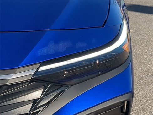 New 2025 Hyundai Elantra Sport image 10