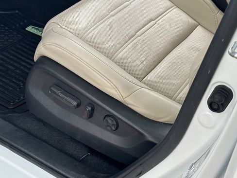 Used 2021 Honda CR-V Touring image 15