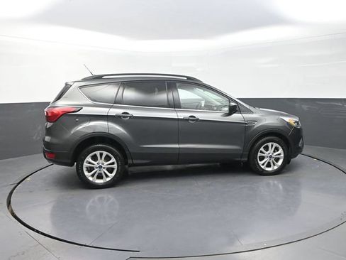 Used 2019 Ford Escape SEL FWD image 10