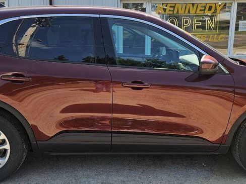 Used 2021 Ford Escape SE FWD image 4