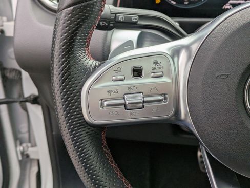 Used 2022 Mercedes-Benz GLB 35 AMG 4MATIC image 17