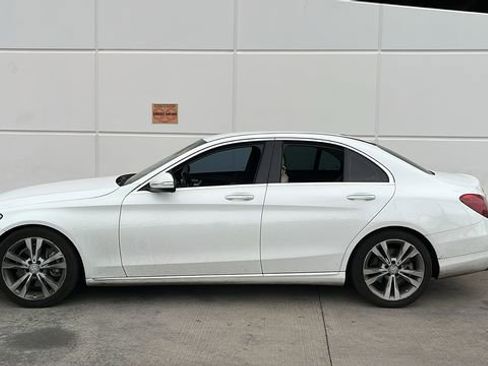 Used 2015 Mercedes-Benz C 300 Sedan image 3