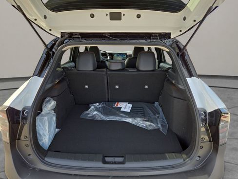 New 2026 Nissan Kicks SR image 31