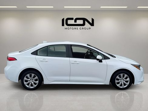Used 2024 Toyota Corolla LE FWD image 6