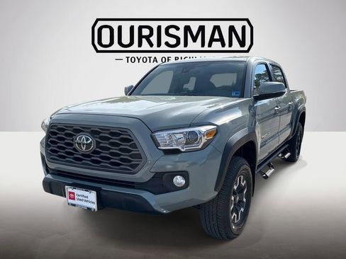 Certified 2022 Toyota Tacoma TRD Off-Road image 3
