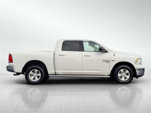 Used 2019 RAM 1500 Classic SLT image 4