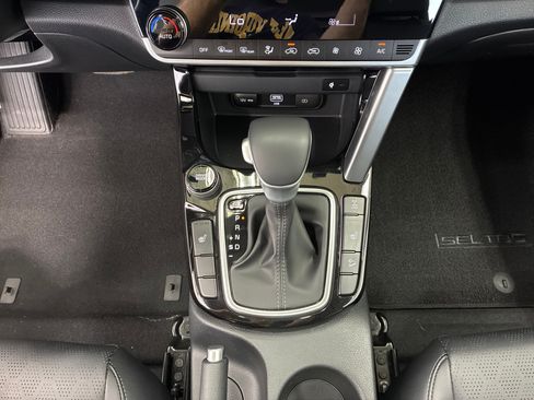 Certified 2023 Kia Seltos EX AWD/4WD image 18