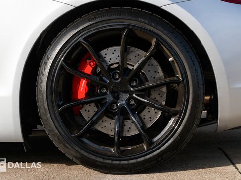 Used 2016 Porsche Cayman GT4 image 9
