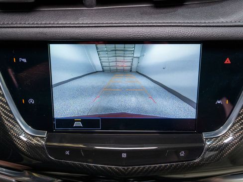 Used 2021 Cadillac XT6 Sport AWD/4WD image 22