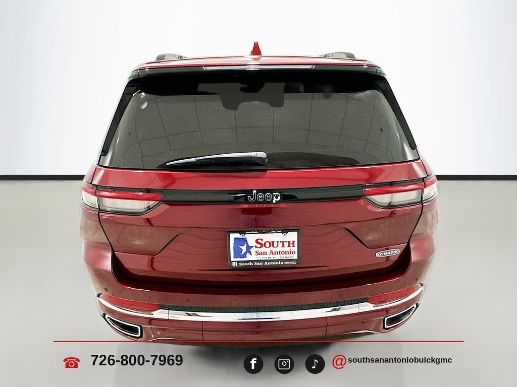 Used 2022 Jeep Grand Cherokee Overland RWD image 7