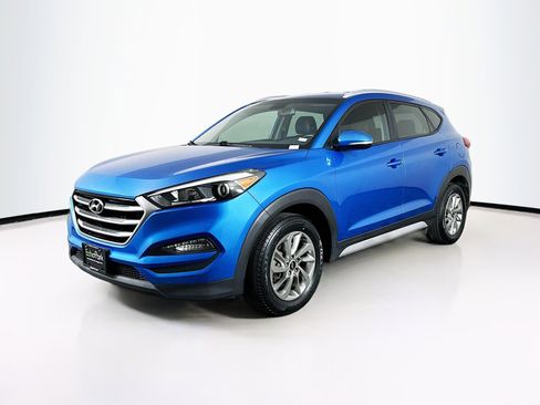 Used 2017 Hyundai Tucson SE Plus FWD image 3