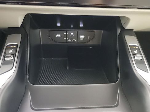 Used 2025 Kia Sorento EX w/ Panoramic Sunroof Package image 33