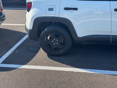 Used 2018 Jeep Renegade Sport w/ Power & Air Group AWD/4WD image 14