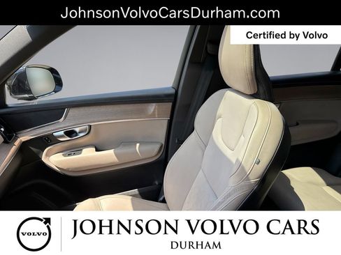 Certified 2025 Volvo XC90 B5 Plus AWD/4WD image 29