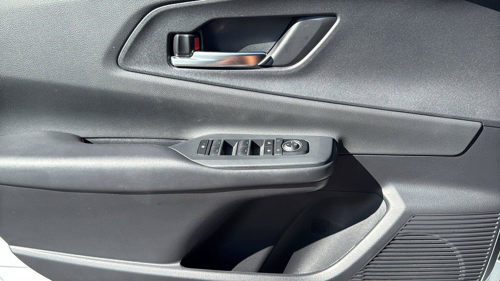Certified 2026 Toyota Prius Plug-In Hybrid FWD image 13