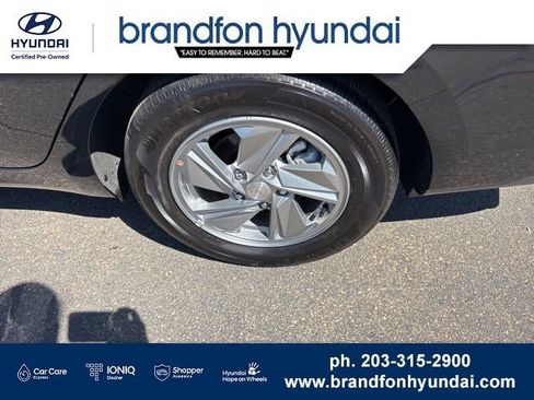 Certified 2026 Hyundai Elantra SE w/ Cargo Package FWD image 31