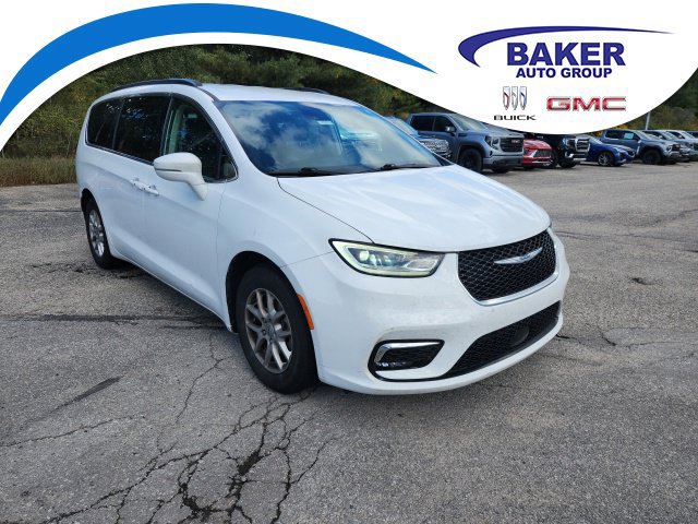 Used 2022 Chrysler Pacifica Touring-L FWD image 1
