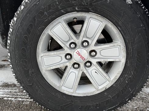 Used 2015 GMC Sierra 1500 SLE w/ SLE Value Package image 18