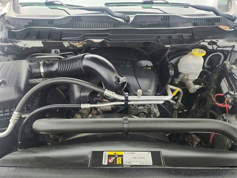 Used 2018 RAM 1500 Sport image 37