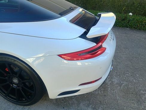 Used 2018 Porsche 911 Targa 4S image 46